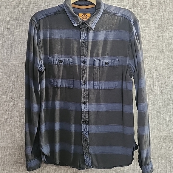 Stapleford Mens Flannel Button Down Shirt Blue Black Plaid - Medium - Casual - Picture 1 of 9